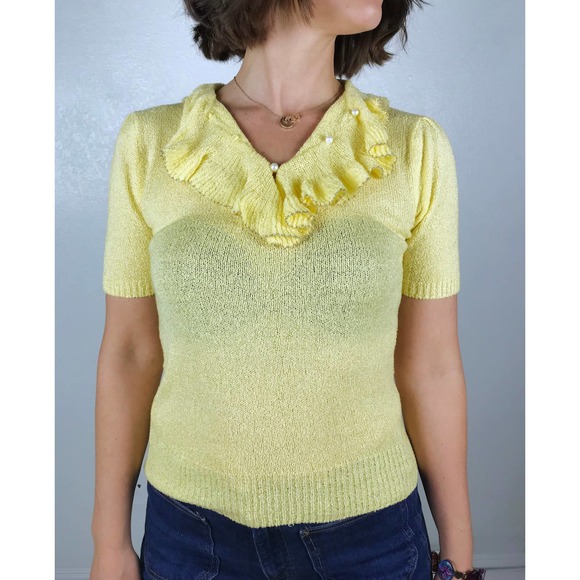 vintage 70s Sunny Yellow RUFFLE Short Sleeve SWEATER Small gold cottage core - Picture 4 of 10